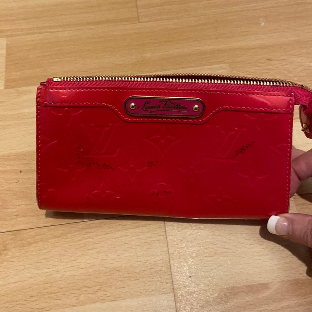LV Vernis Trousse Cosmetic Bag Pink